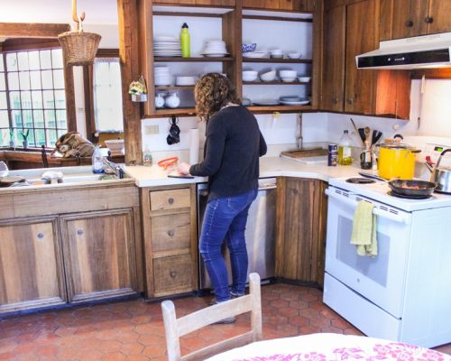 Barrett-Gate House kitchen area