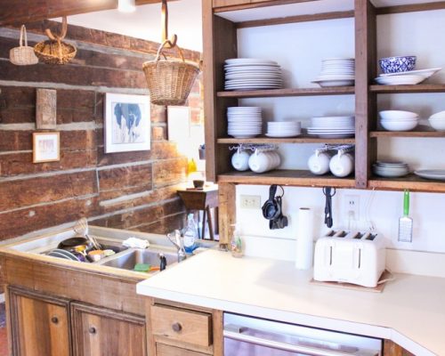 Barrett-Gate House kitchen area