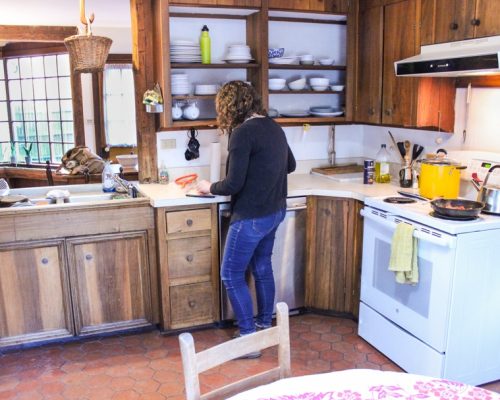 Barrett-Gate House kitchen area